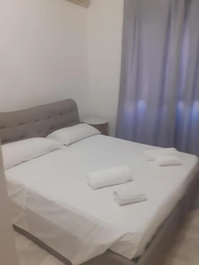 Roman Candia Apartment 0*, Rome Italie